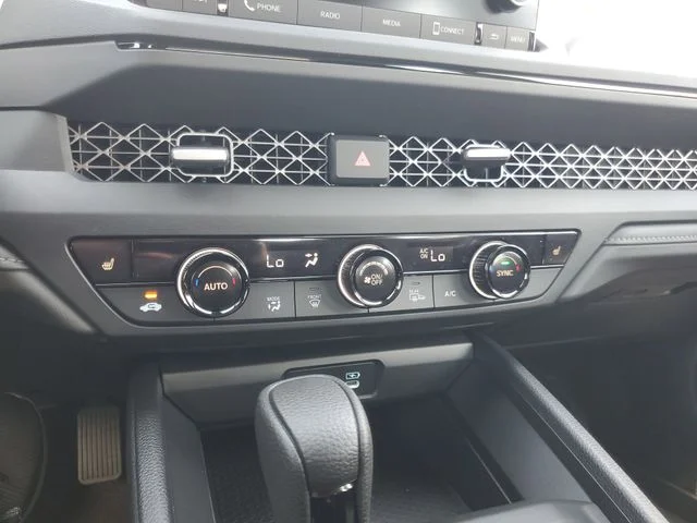 2025 Honda Accord SE - Photo 21
