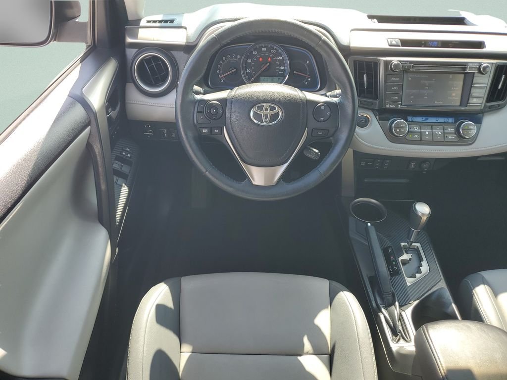 Used 2015 Gray Toyota Limited image 16