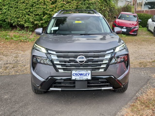 New 2026 Gun Metallic Nissan Platinum image 8