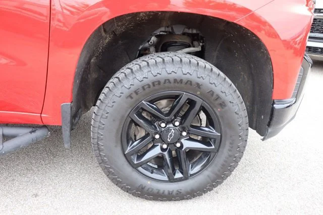Used 2020 RED HOT Chevrolet LT Trail Boss image 16