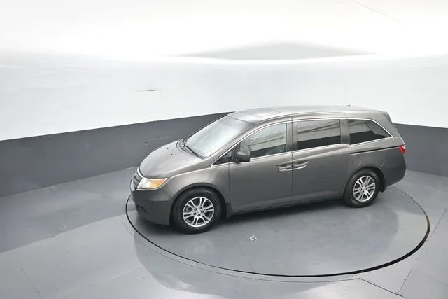 Used 2012 Polished Metal Metallic Honda EX-L image 26