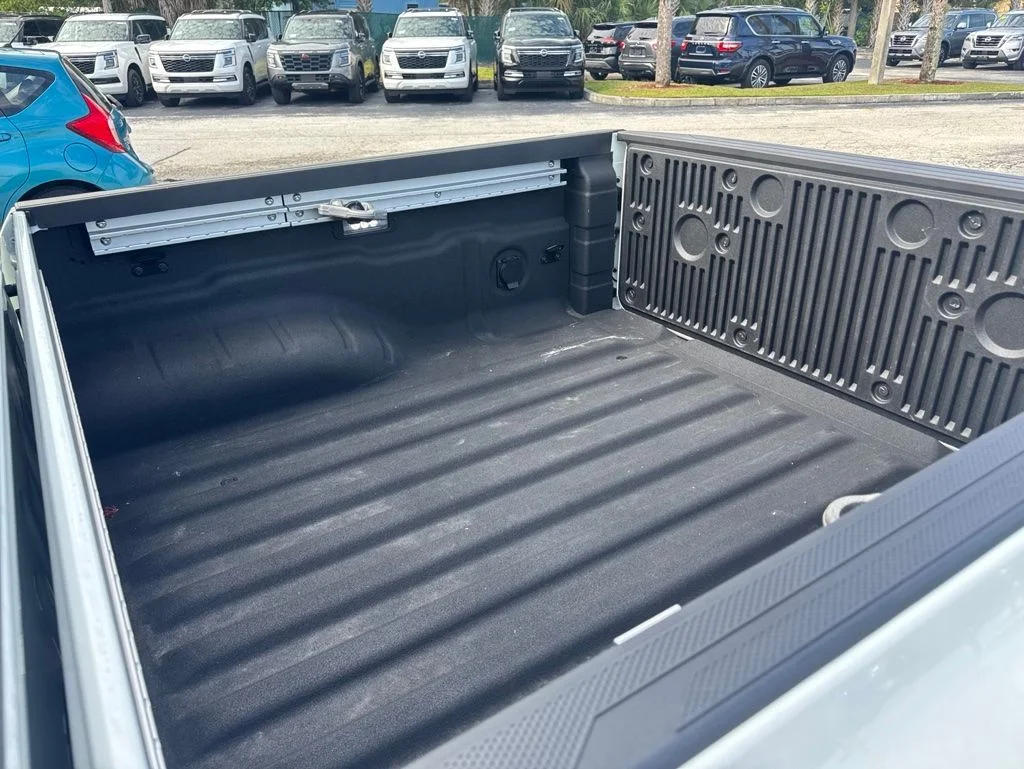 2026 Nissan Frontier PRO-X - Photo 9