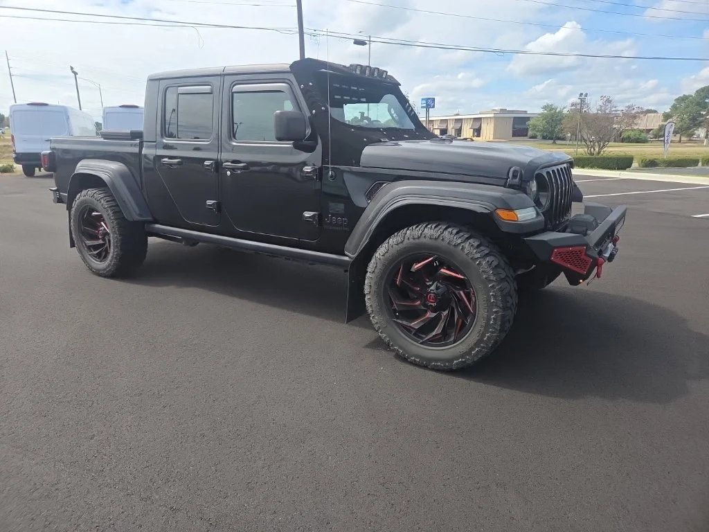 Used 2023 Black Jeep Sport image 21
