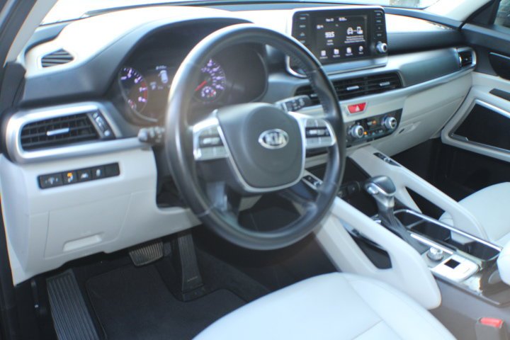 Used 2020 Gravity Grey Kia S image 8