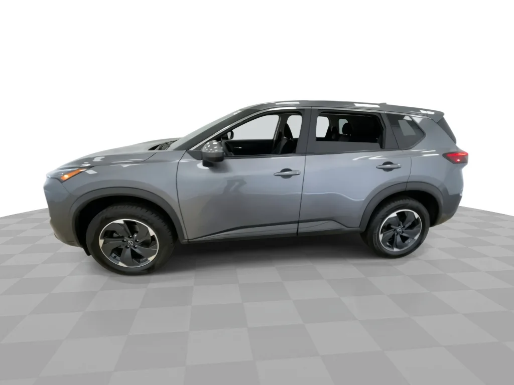 Used 2024 Gun Metallic Nissan SV image 6