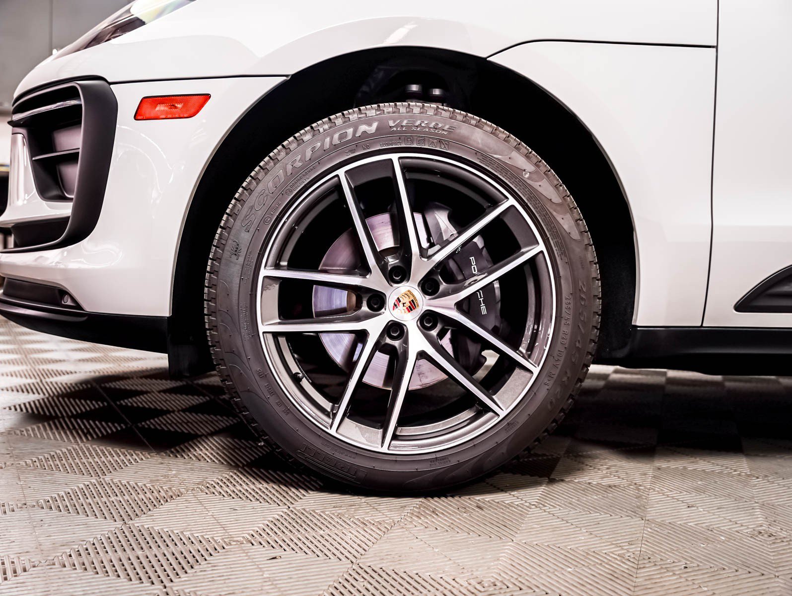 Certified Used 2026 CHALK Porsche  image 14