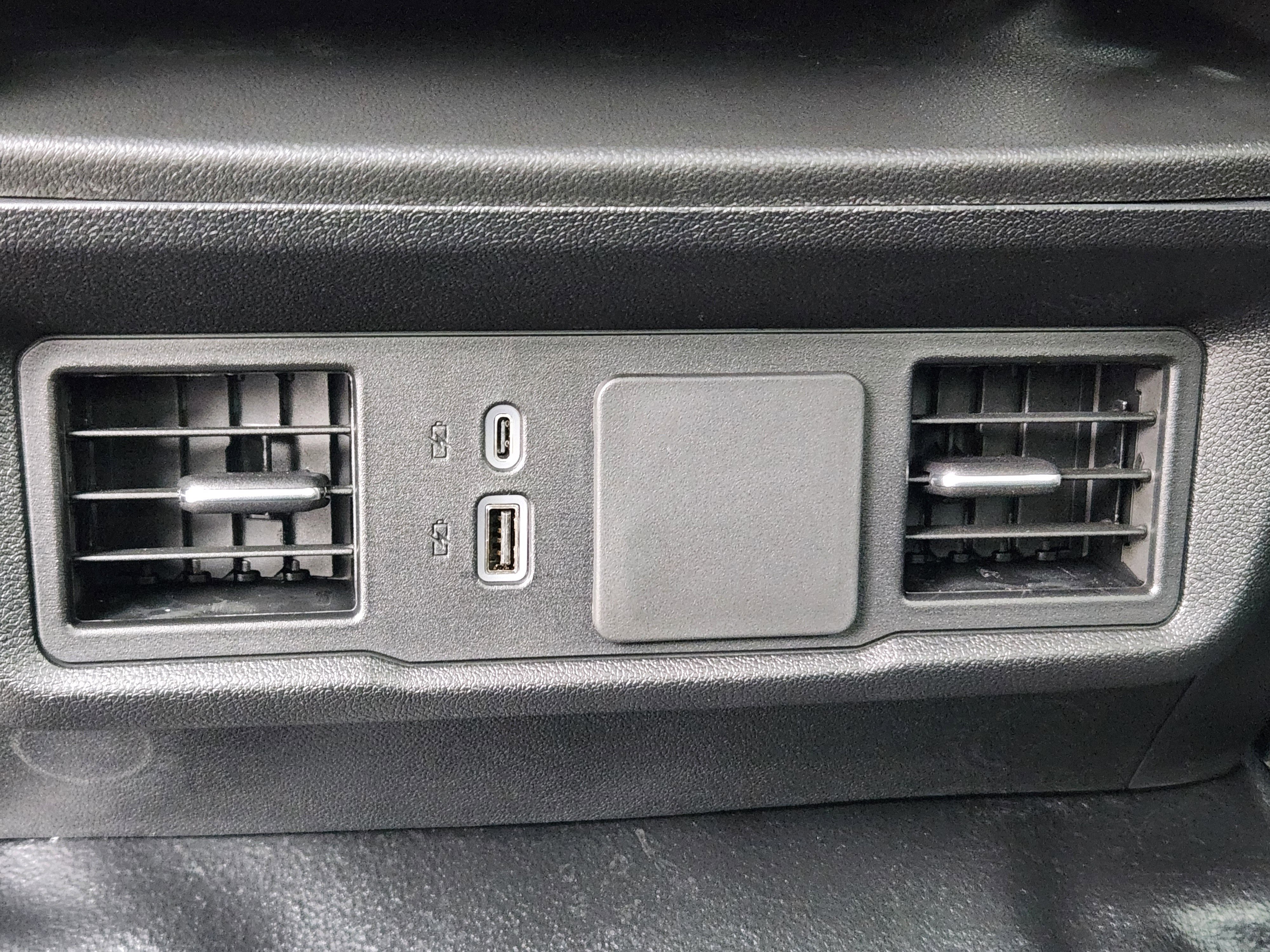 2026 GMC Sierra 2500HD Pro - Photo 19