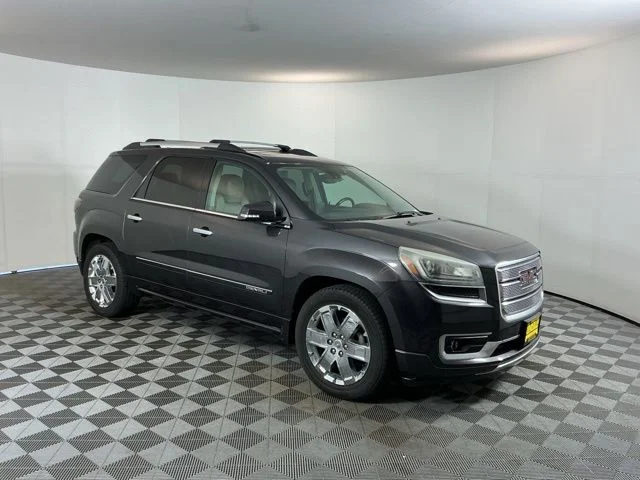 Used 2014 Silver GMC Denali image 3