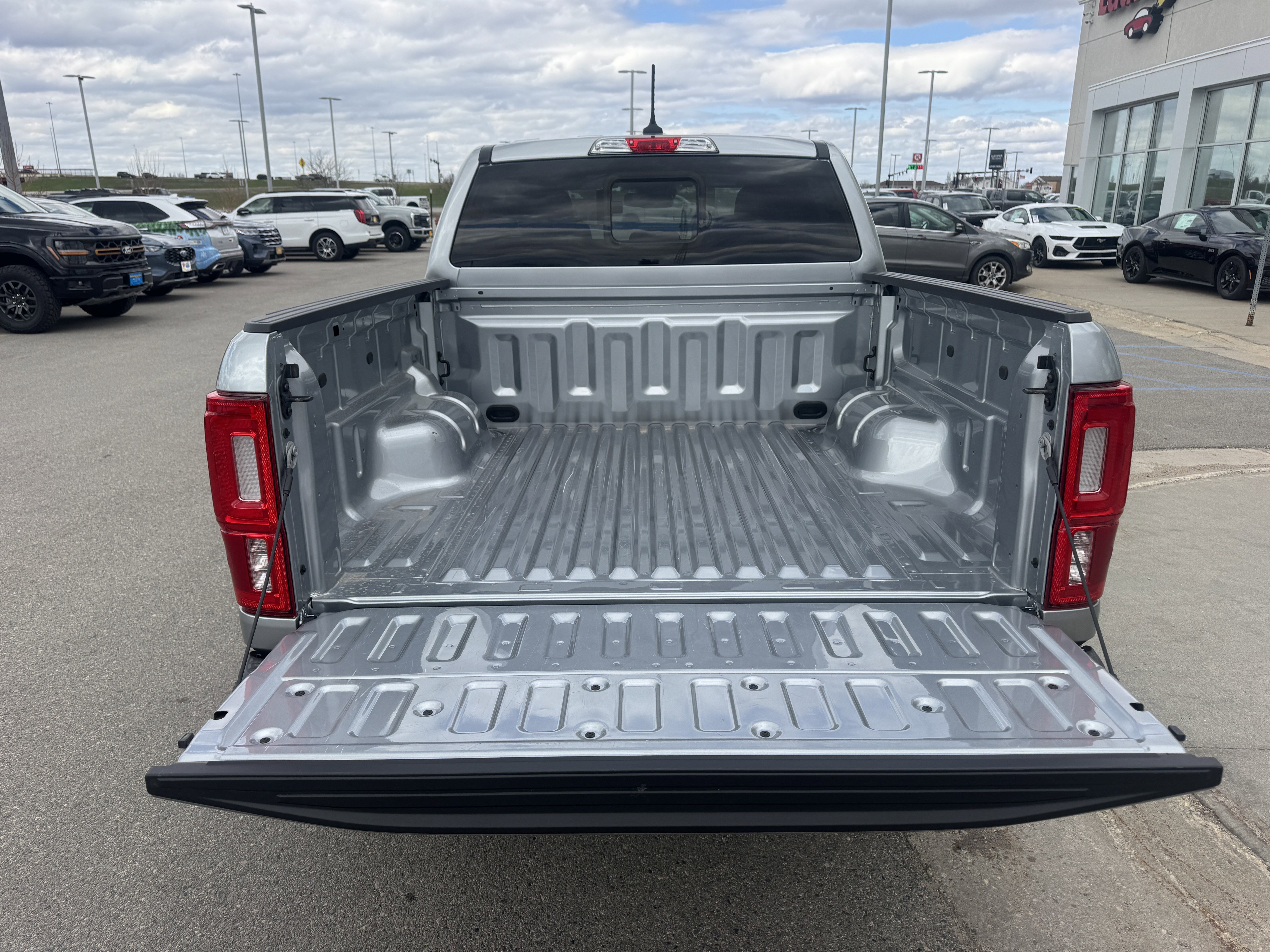 Used 2023 Iconic Silver Metallic Ford XLT image 22