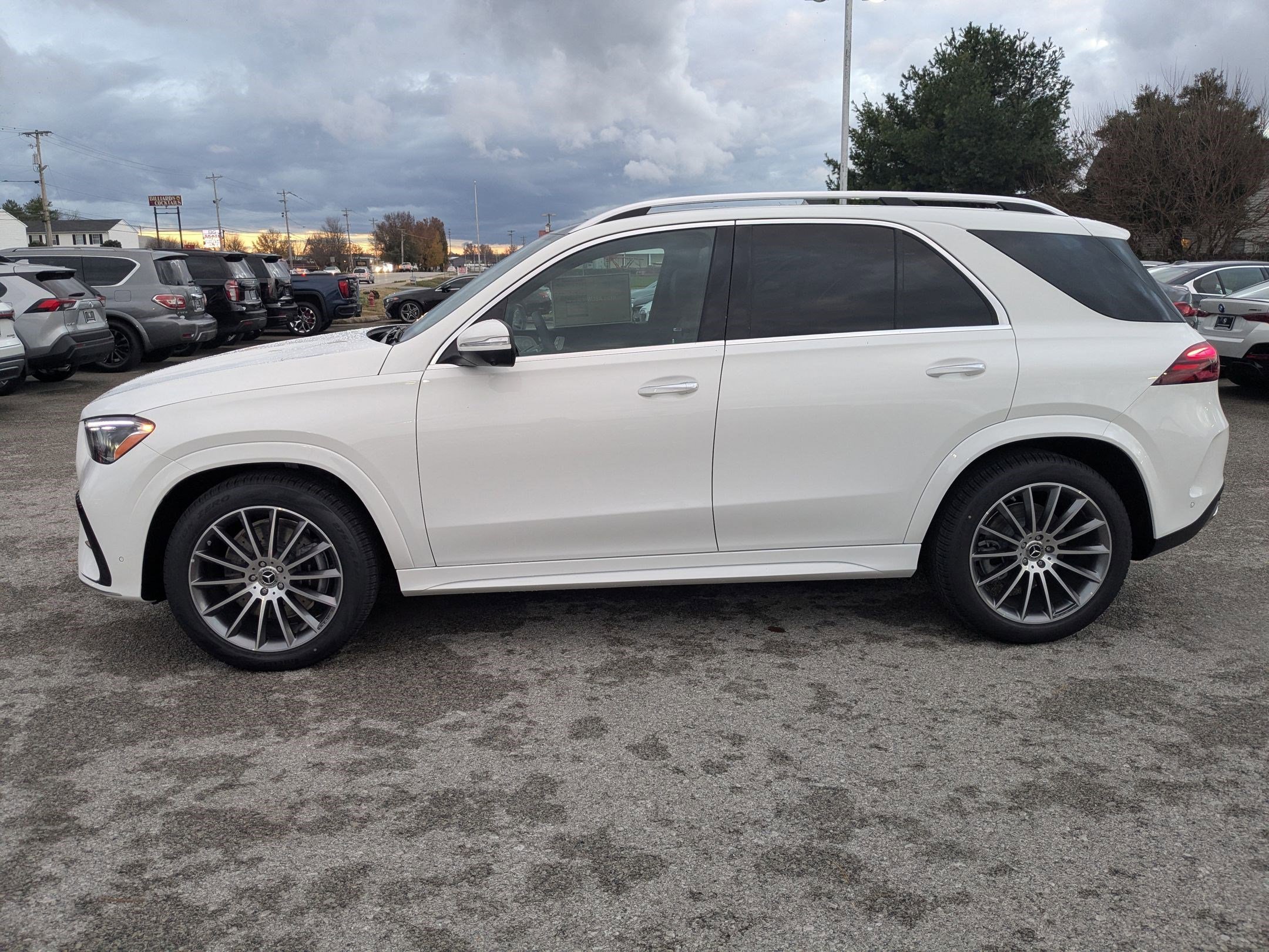 New 2026 Polar White Mercedes-Benz GLE 450 image 44