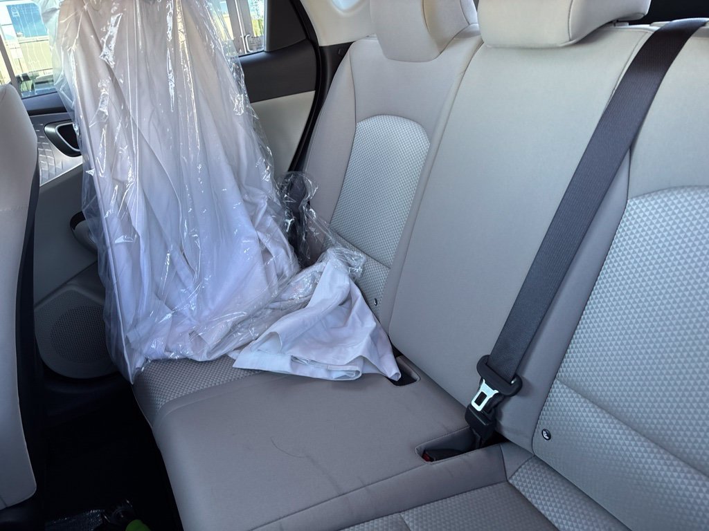 Used 2025 White Kia LX image 31