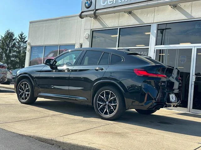 Used 2022 Black Sapphire Metallic BMW M40i image 7