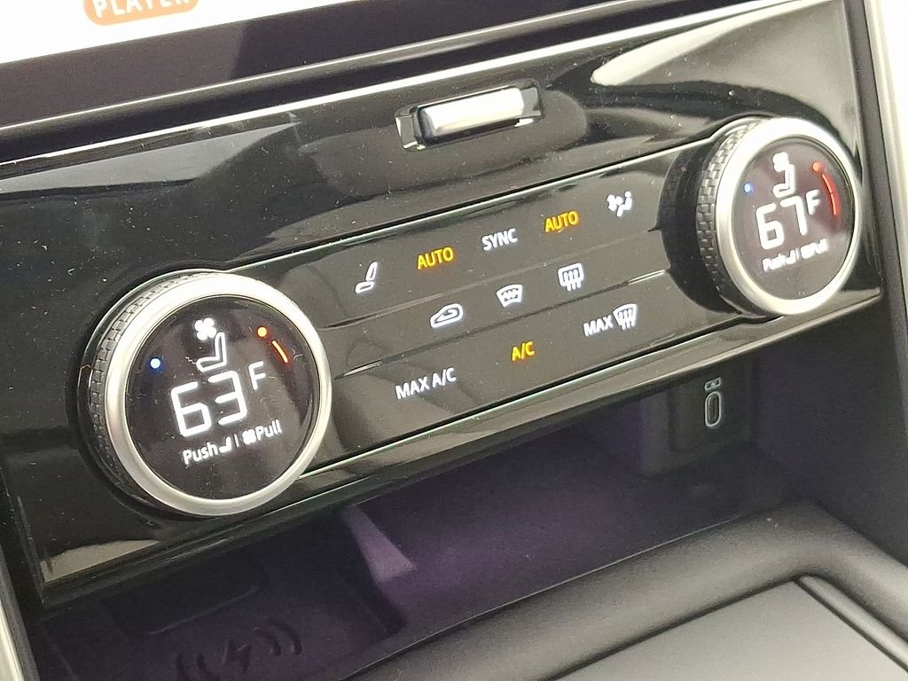 New 2026 Eiger Grey Land Rover S image 13