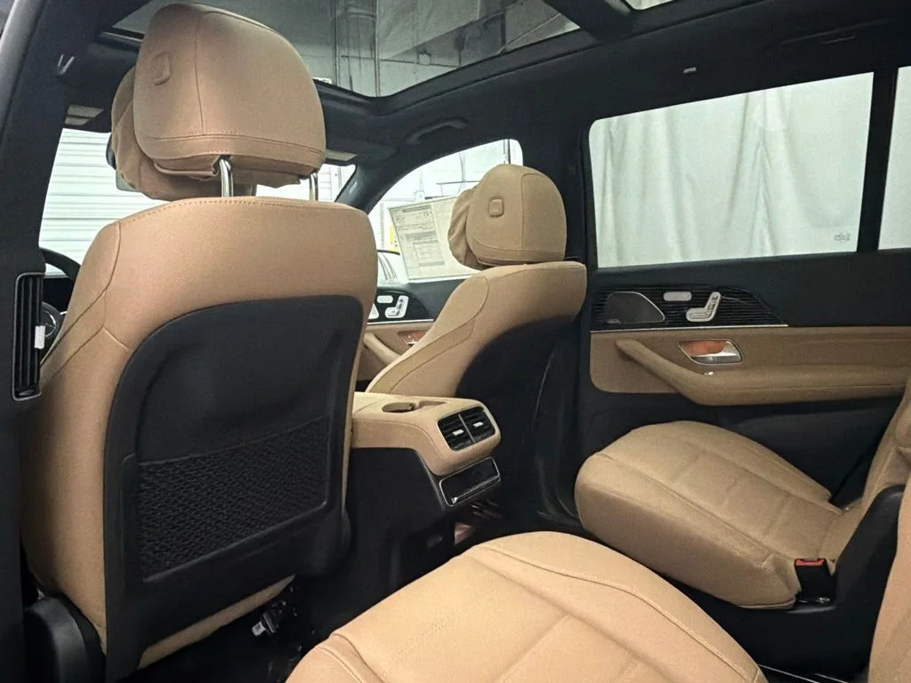 New 2026 Black Mercedes-Benz GLS 450 image 17