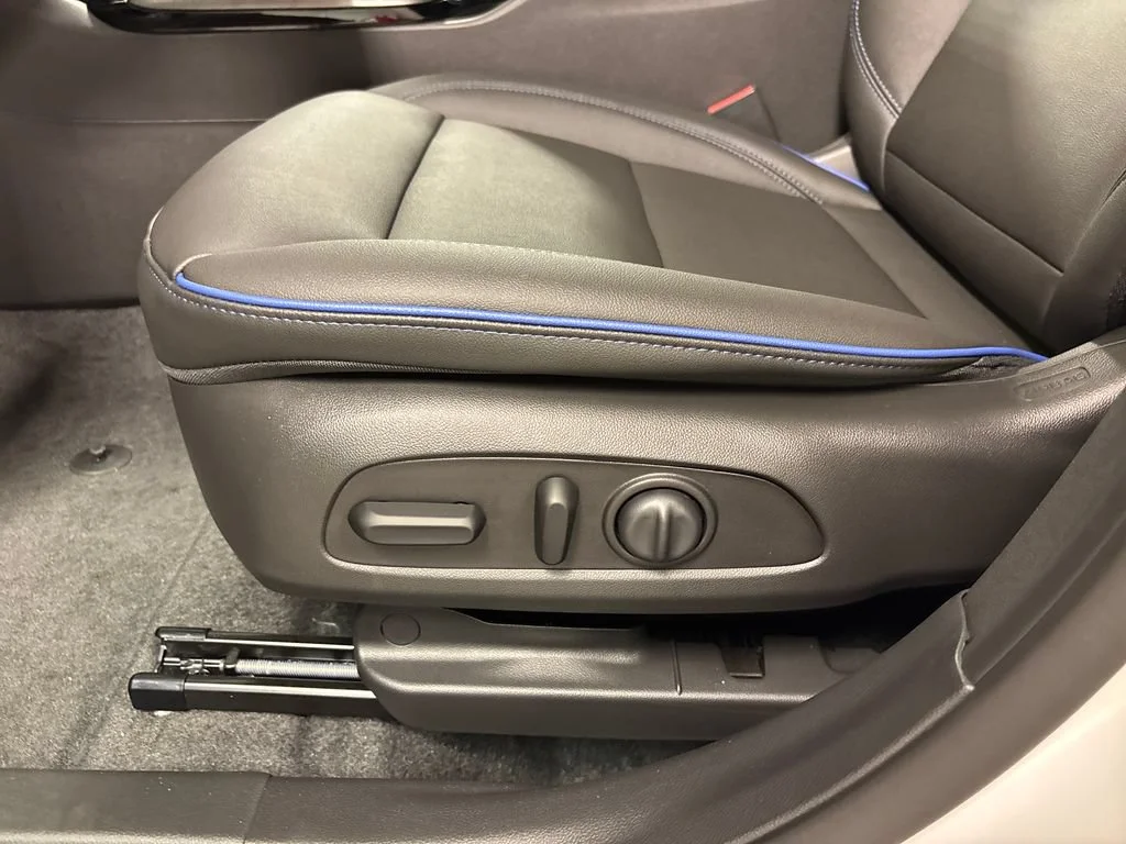 2026 Buick Envista Sport Touring - Photo 24