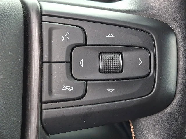 Used 2024 Red GMC AT4 image 23