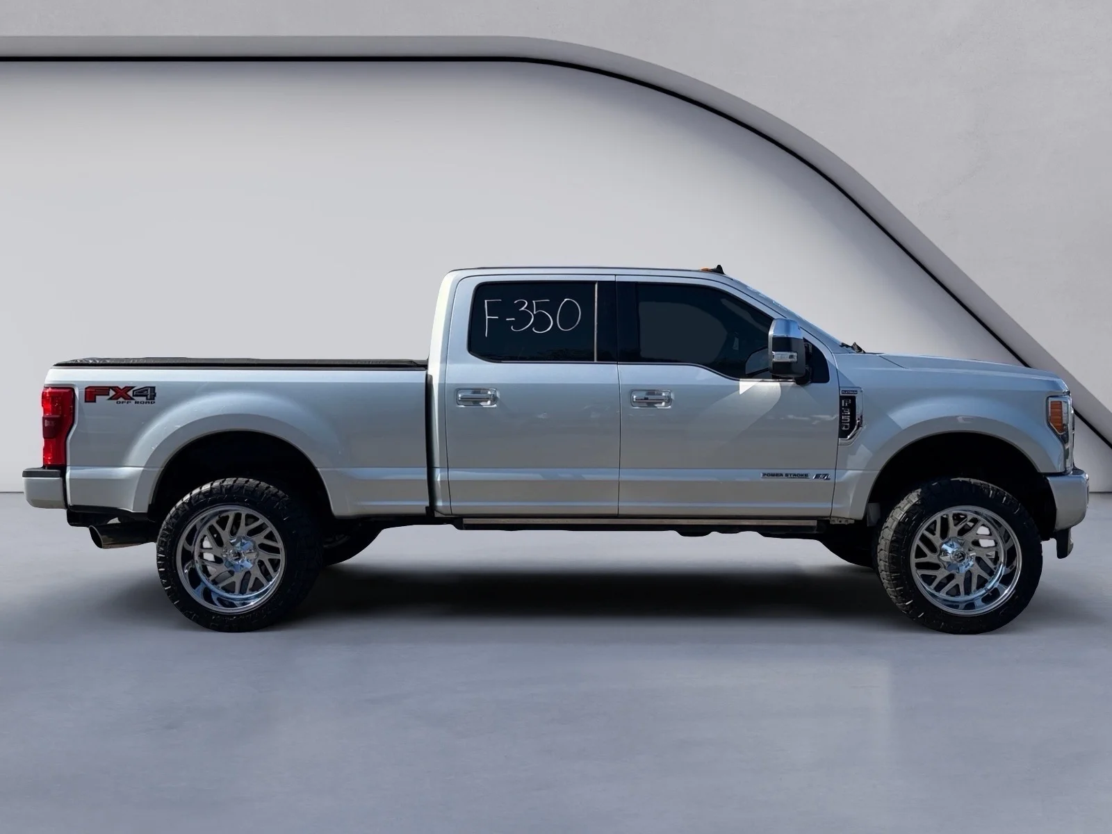 Used 2019 Ingot Silver Metallic Ford Platinum image 6
