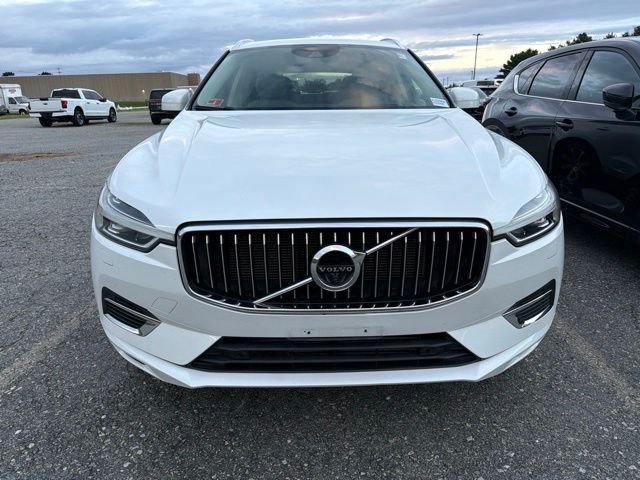 Used 2018 White Volvo T8 Inscription image 2