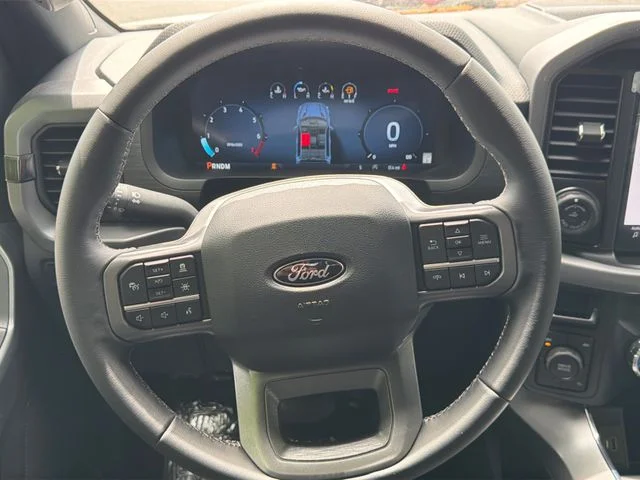 New 2026 Oxford White Ford XLT image 21