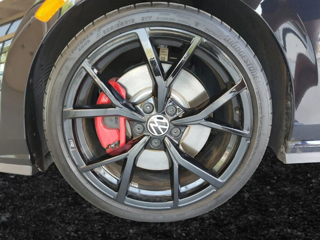 Certified Used 2024 Black Volkswagen S image 25