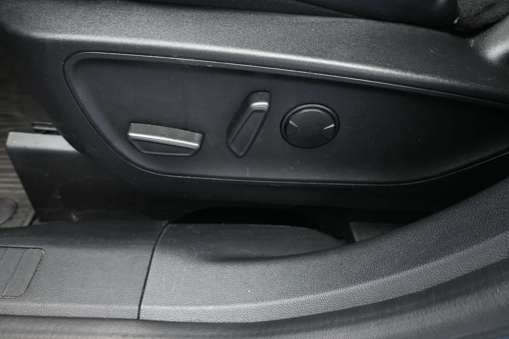 Used 2023 Blue Ford ST-Line Select image 24