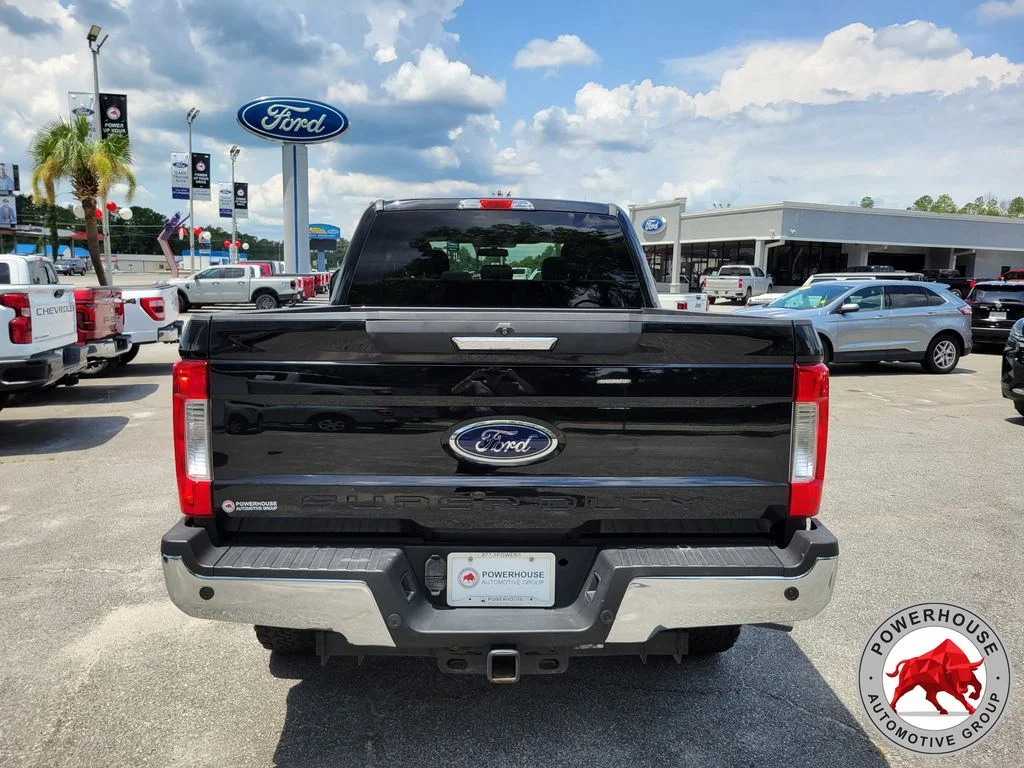Used 2018 Black Ford XLT image 4