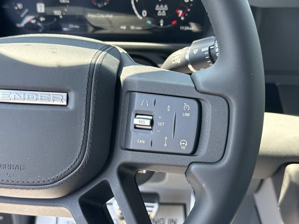 New 2026 Woolstone Green Land Rover X image 6