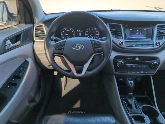 Used 2017 Dazzling White Hyundai Sport image 19