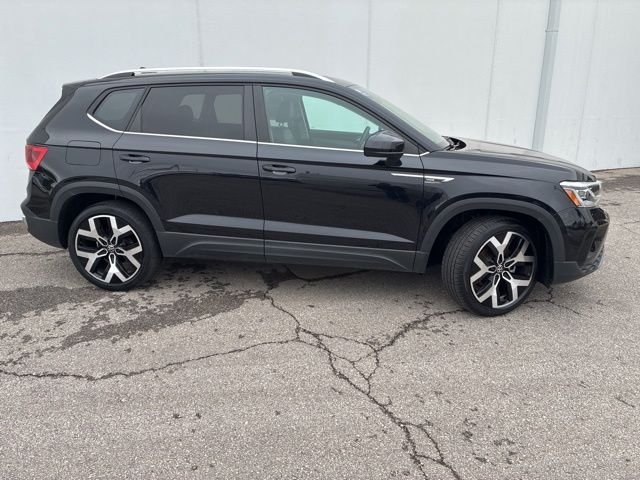 Certified 2023 Volkswagen Taos SEL with VIN 3VV2X7B26PM308746 for sale in Kansas City