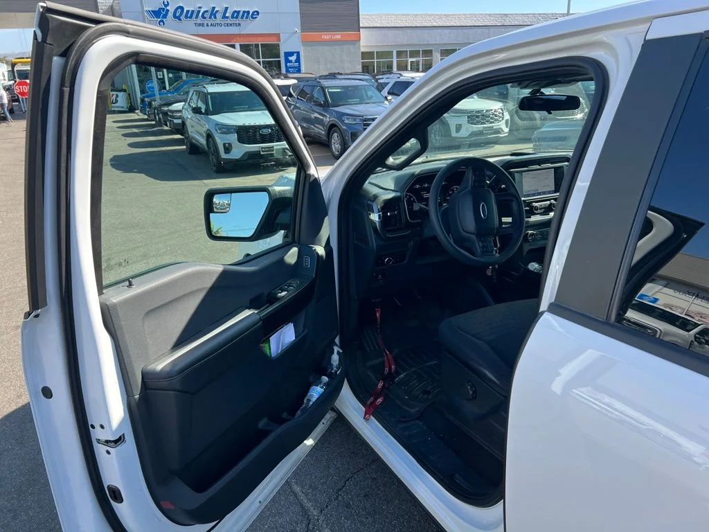 Used 2023 White Ford XL image 7