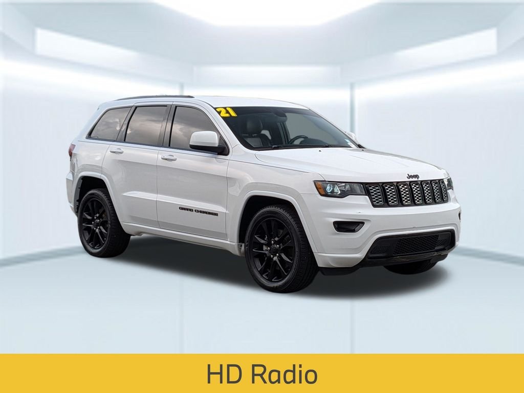 Used 2021 White Jeep Laredo X image 8