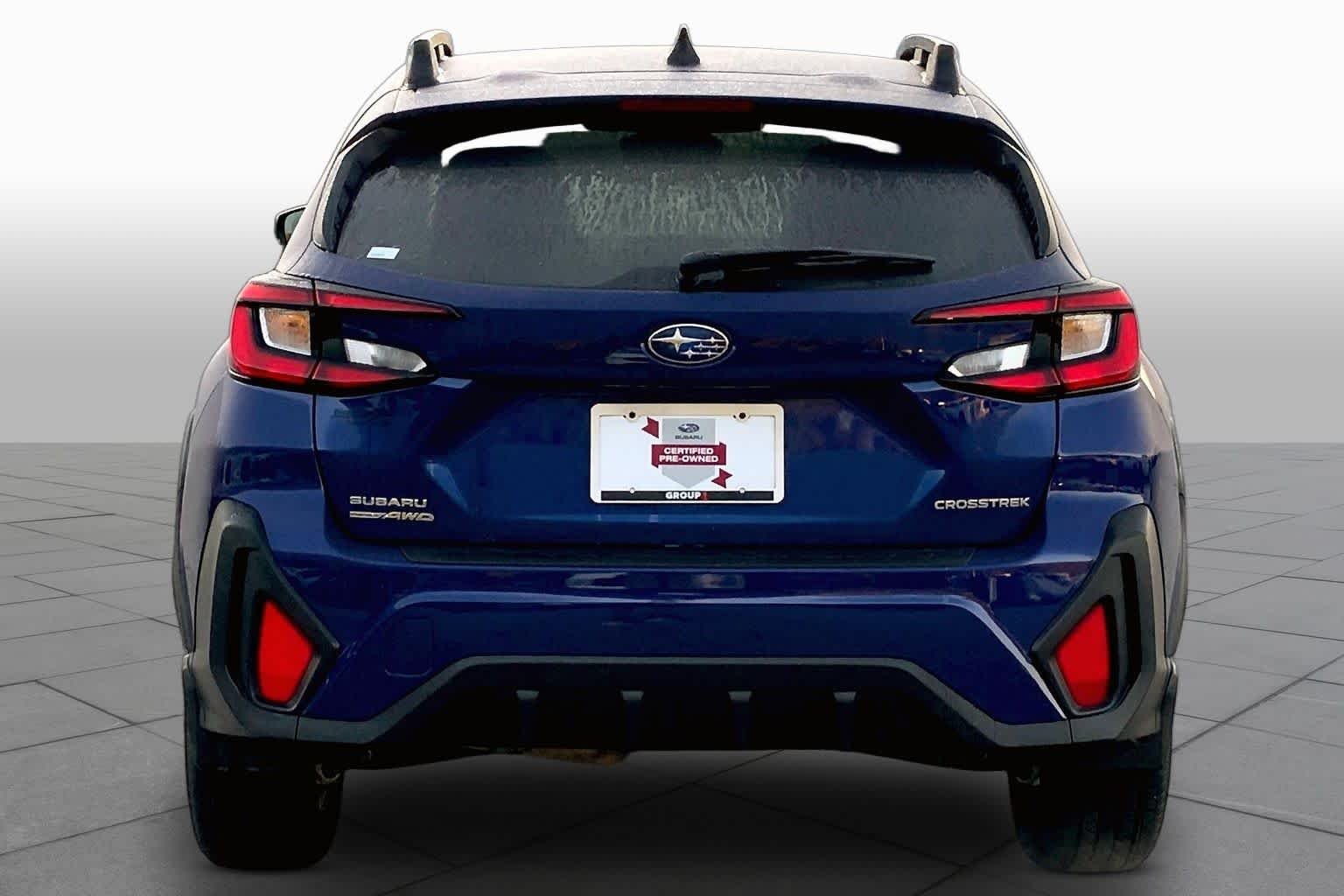 Used 2025 Sapphire Blue Pearl Subaru Premium image 5