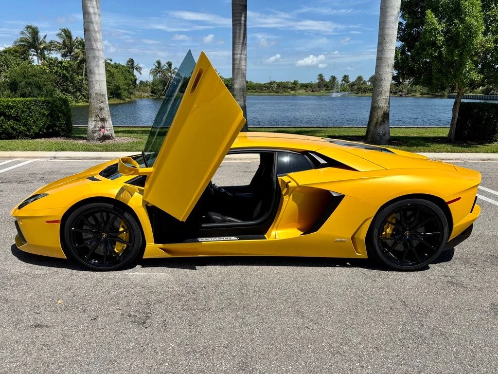 2013 Lamborghini Aventador Base - Photo 11