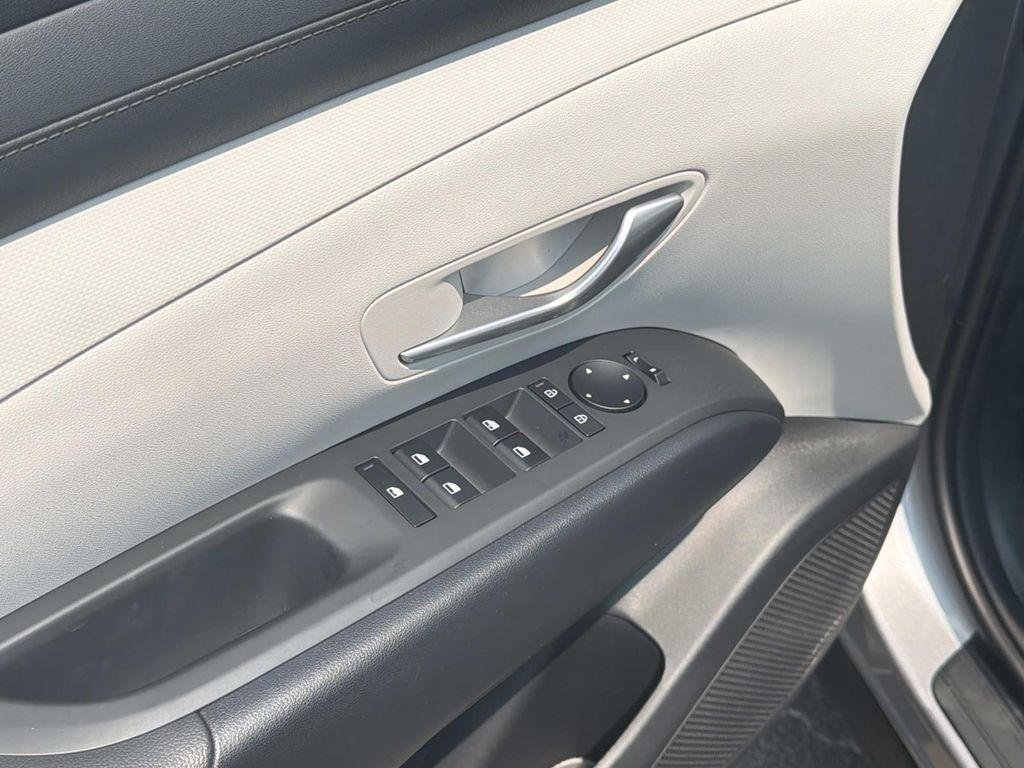 New 2026 Silver Hyundai Blue image 15