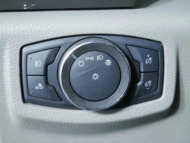 Certified Used 2020 Black Ford XLT image 25