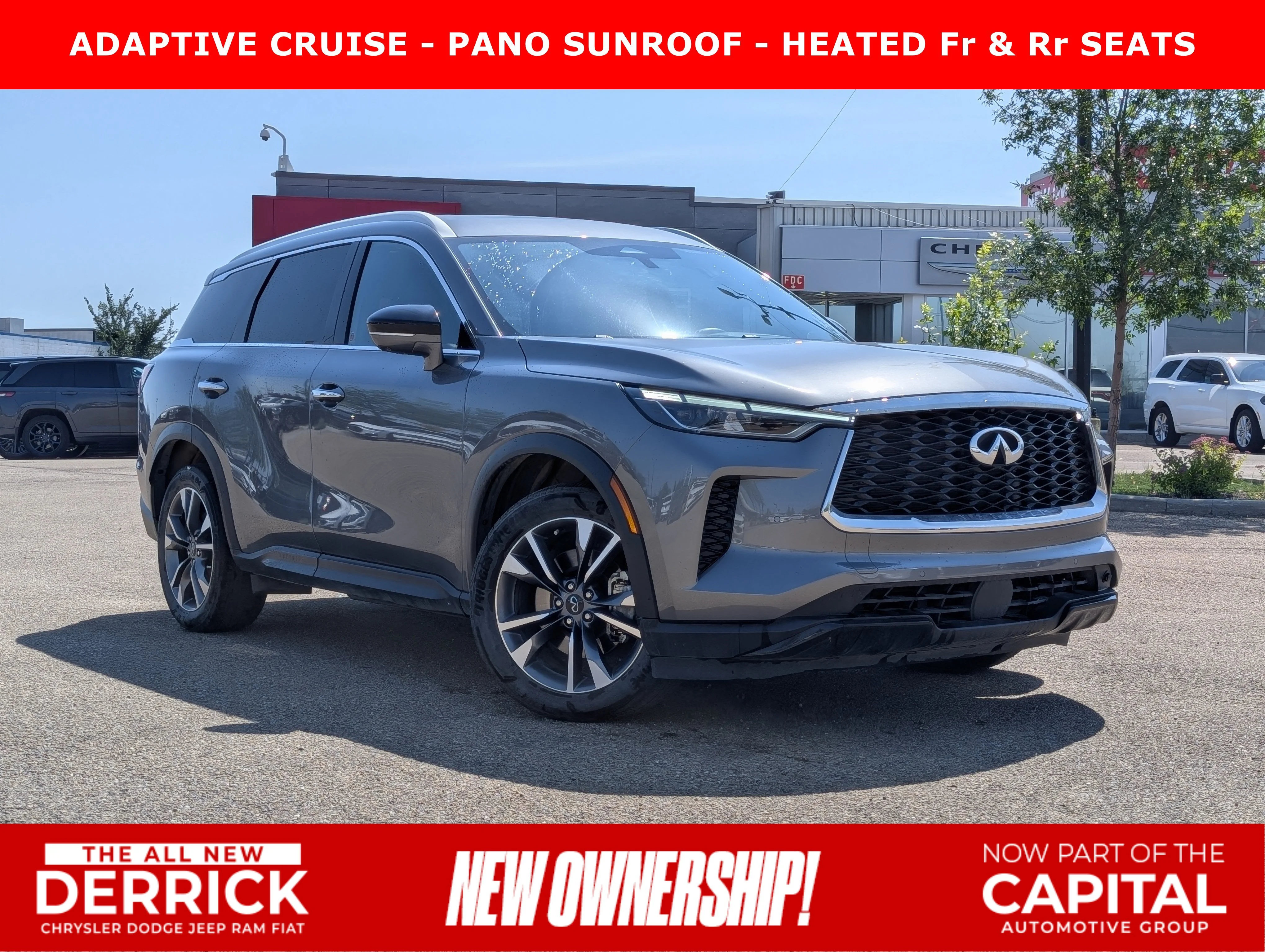 Used 2024 Glacier White INFINITI LUXE image 1