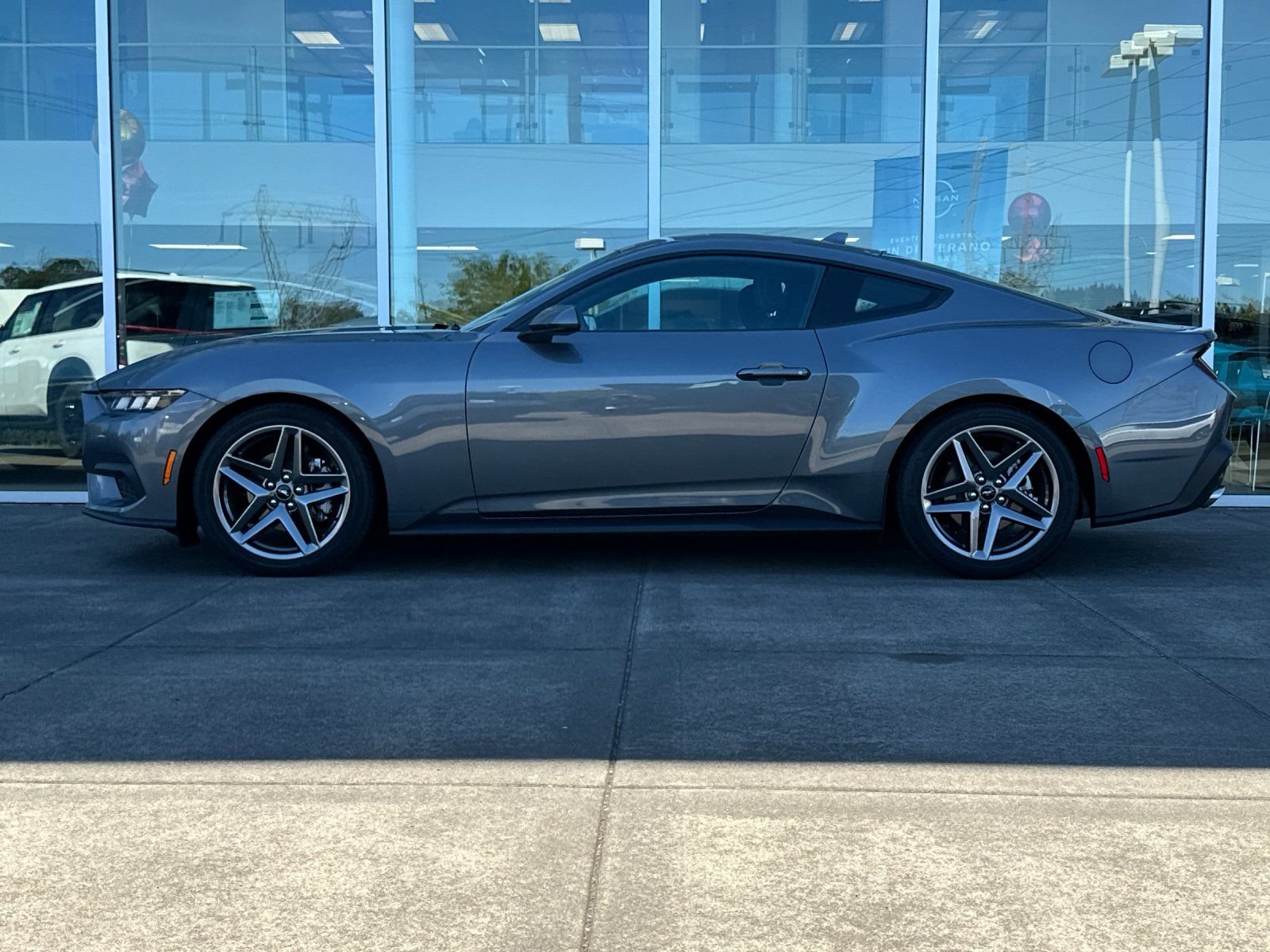 Used 2024 Gray Metallic Ford EcoBoost image 6