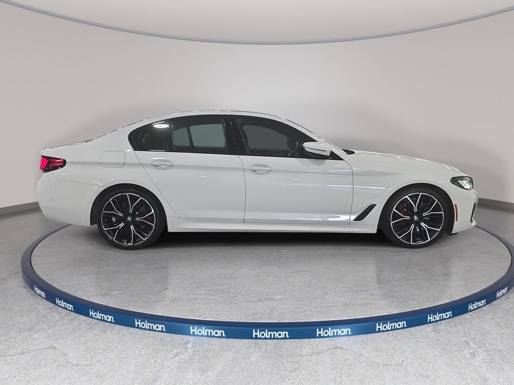 Certified Used 2023 Alpine White BMW 530i image 4