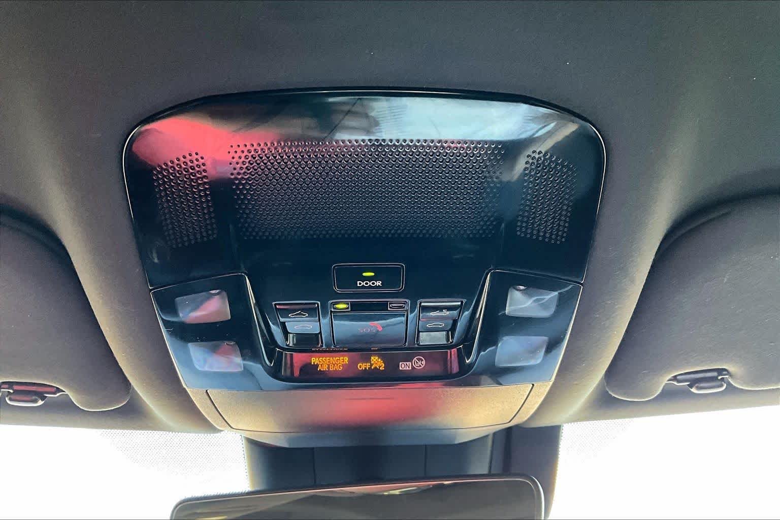 2025 Lexus RX 350 - Photo 61