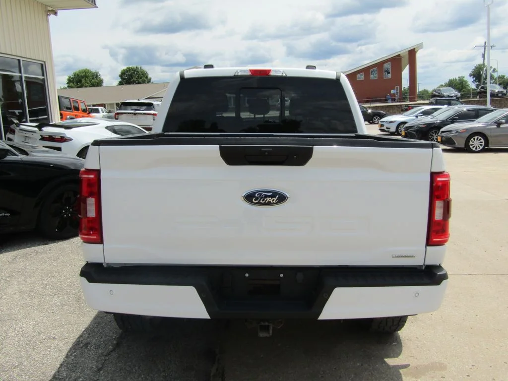 Used 2023 White Ford XLT image 4