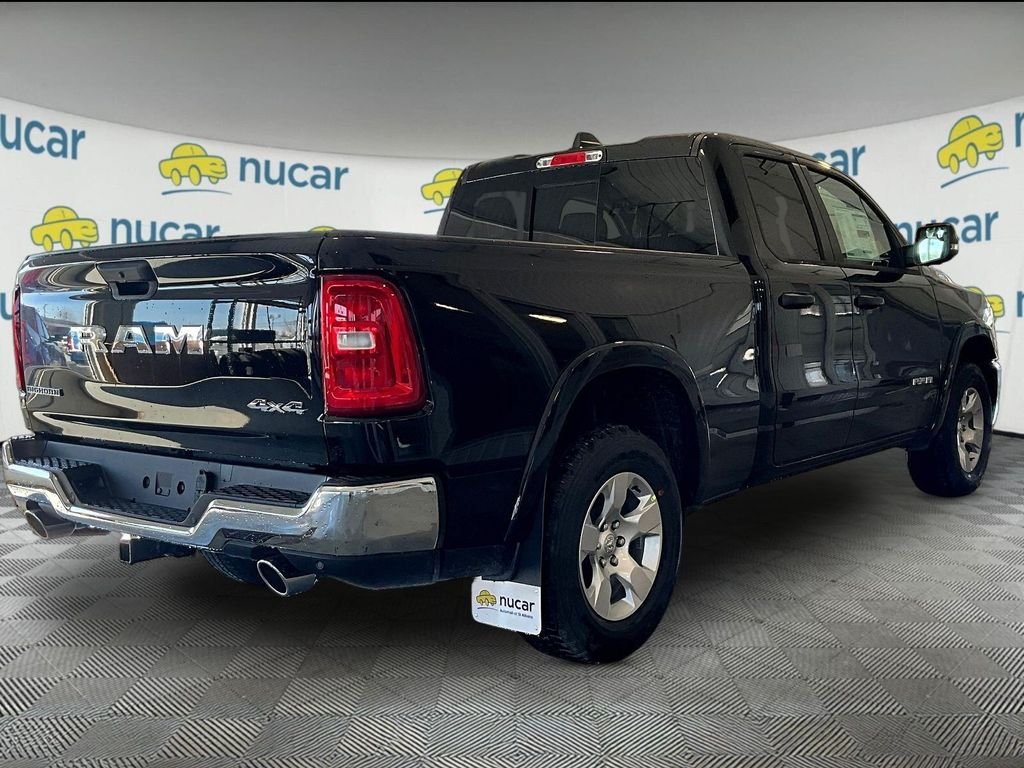 New 2026 Diamond Black Crystal Pearl-Coat Exterior Paint RAM Big Horn/Lone Star image 7