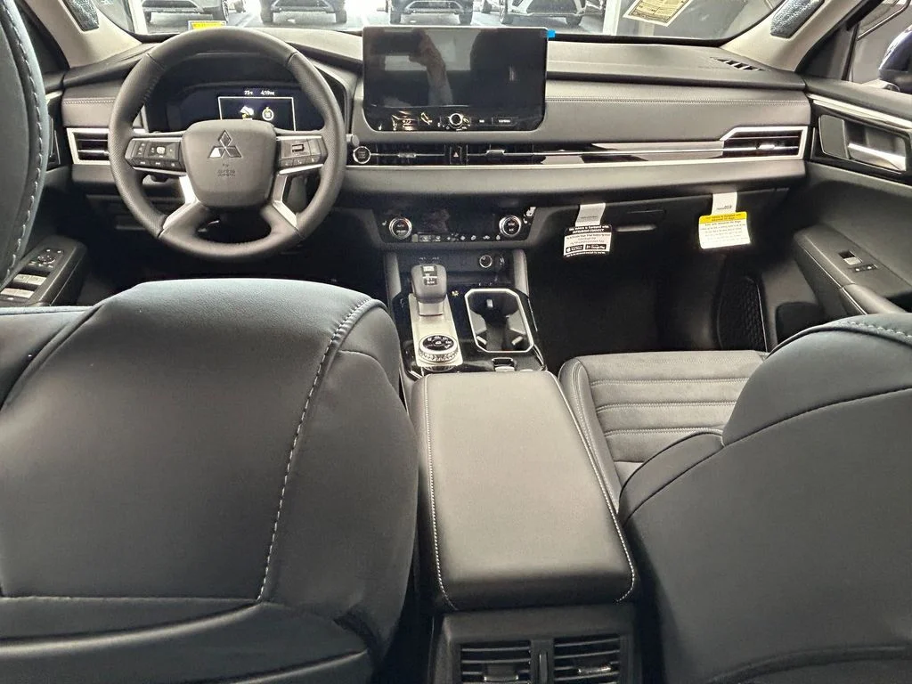 2026 Mitsubishi Outlander SE - Photo 44