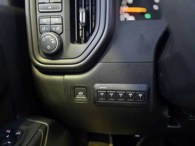 2025 Chevrolet Silverado 2500 HD Work Truck - Photo 13