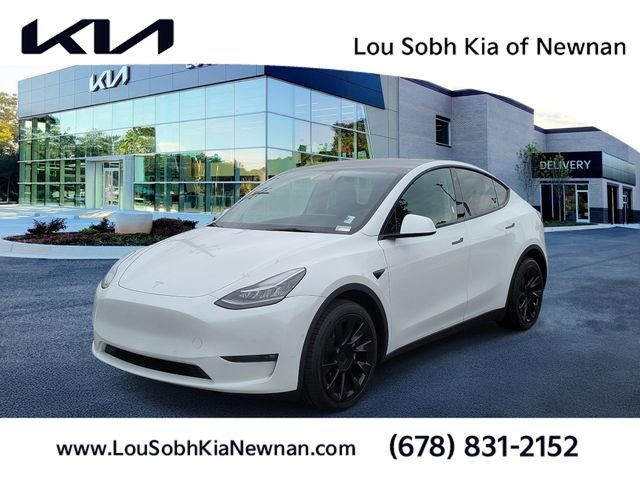2022 Tesla Model Y Long Range Dual Motor All-Wheel Drive's photo