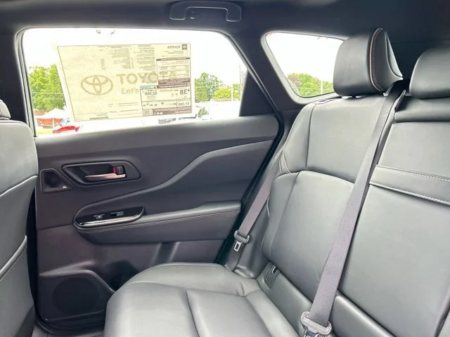 New 2026 Oxygen White with Black roof <sup>1</sup> Toyota  Limited image 17