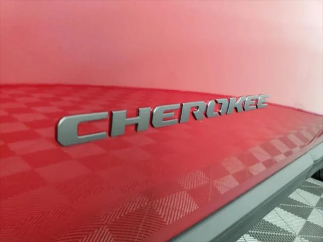 New 2026 Red Hot Pearl-Coat Exterior Paint Jeep Limited image 38