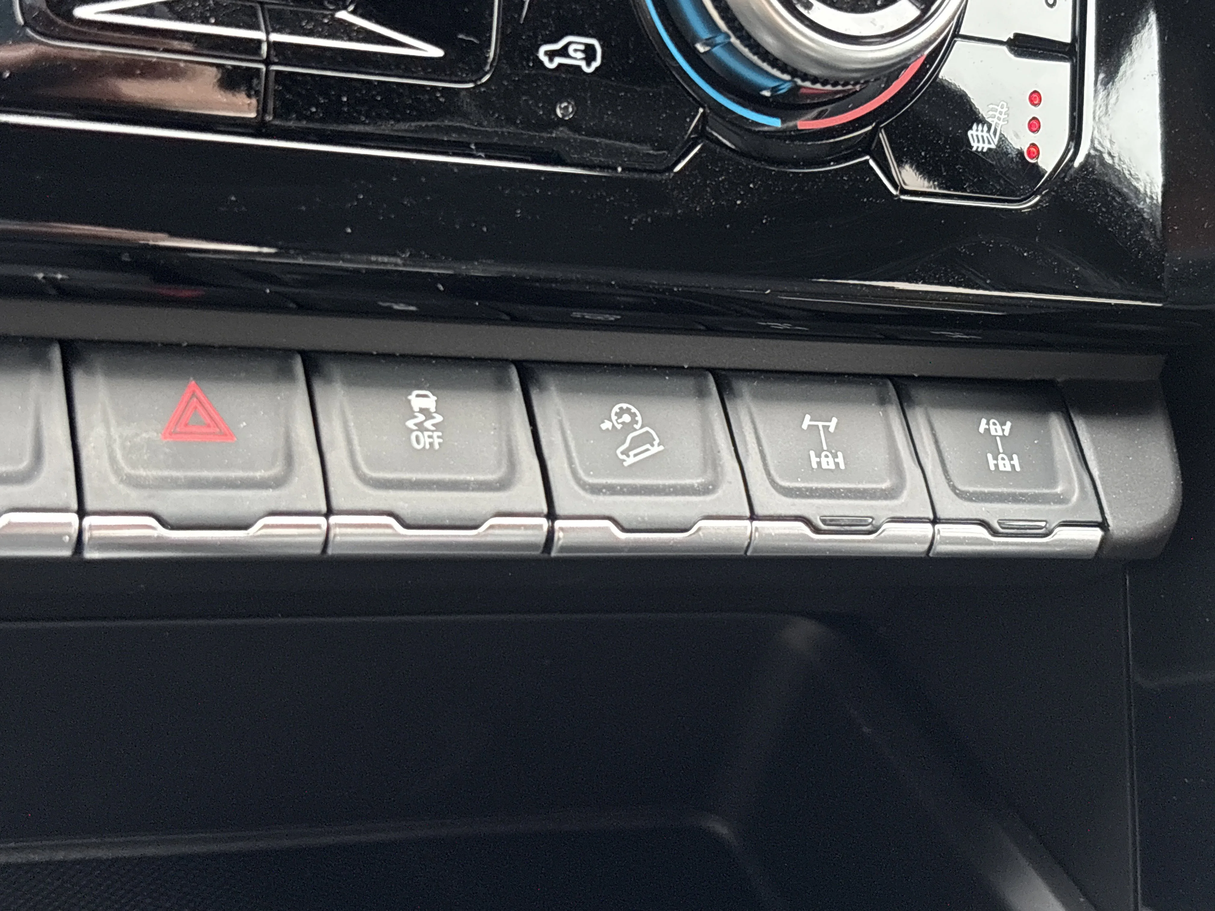 2026 GMC Sierra 1500 AT4X - Photo 45