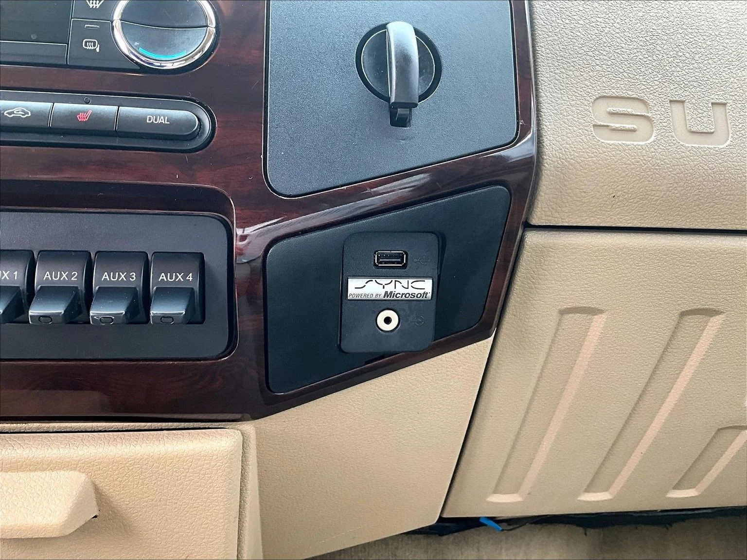 Used 2010 Black Ford Lariat image 30
