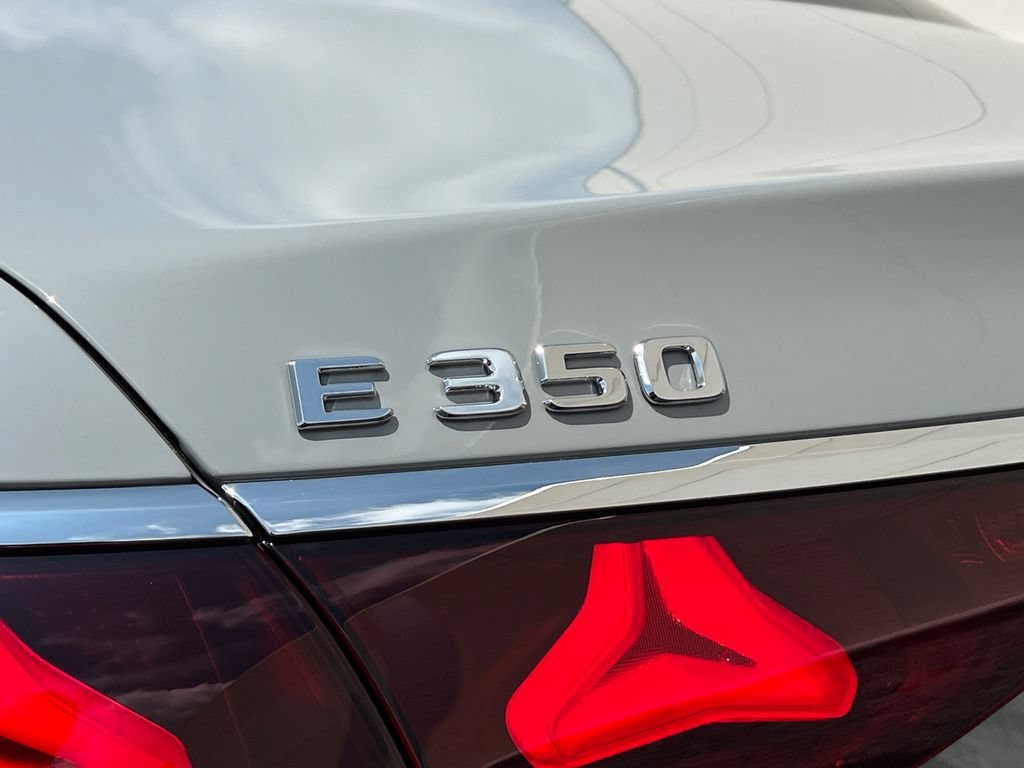 New 2026 MANUFAKTUR Alpine Grey Mercedes-Benz E 350 image 64
