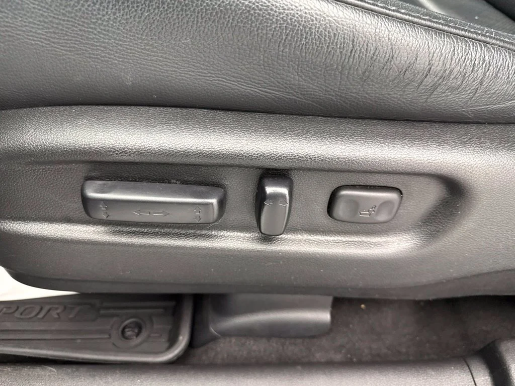 2021 Honda Passport EX-L SUV Slide 18